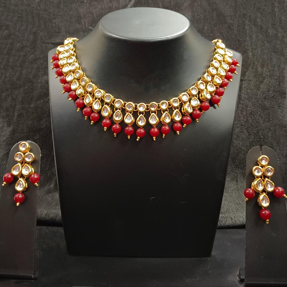 JewelMaze Gold Plated Kundan Stone Necklace Set