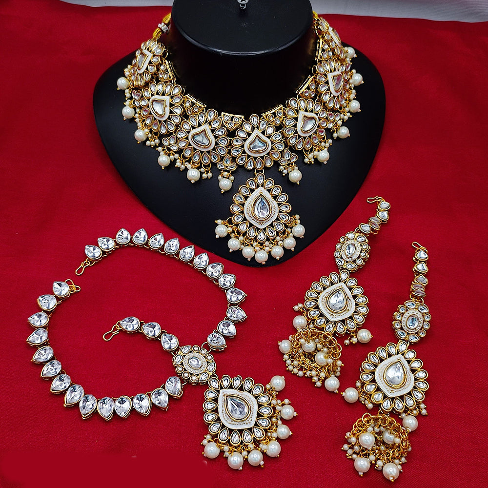 JewelMaze Gold Plated Kundan Stone And Beads Necklace Set