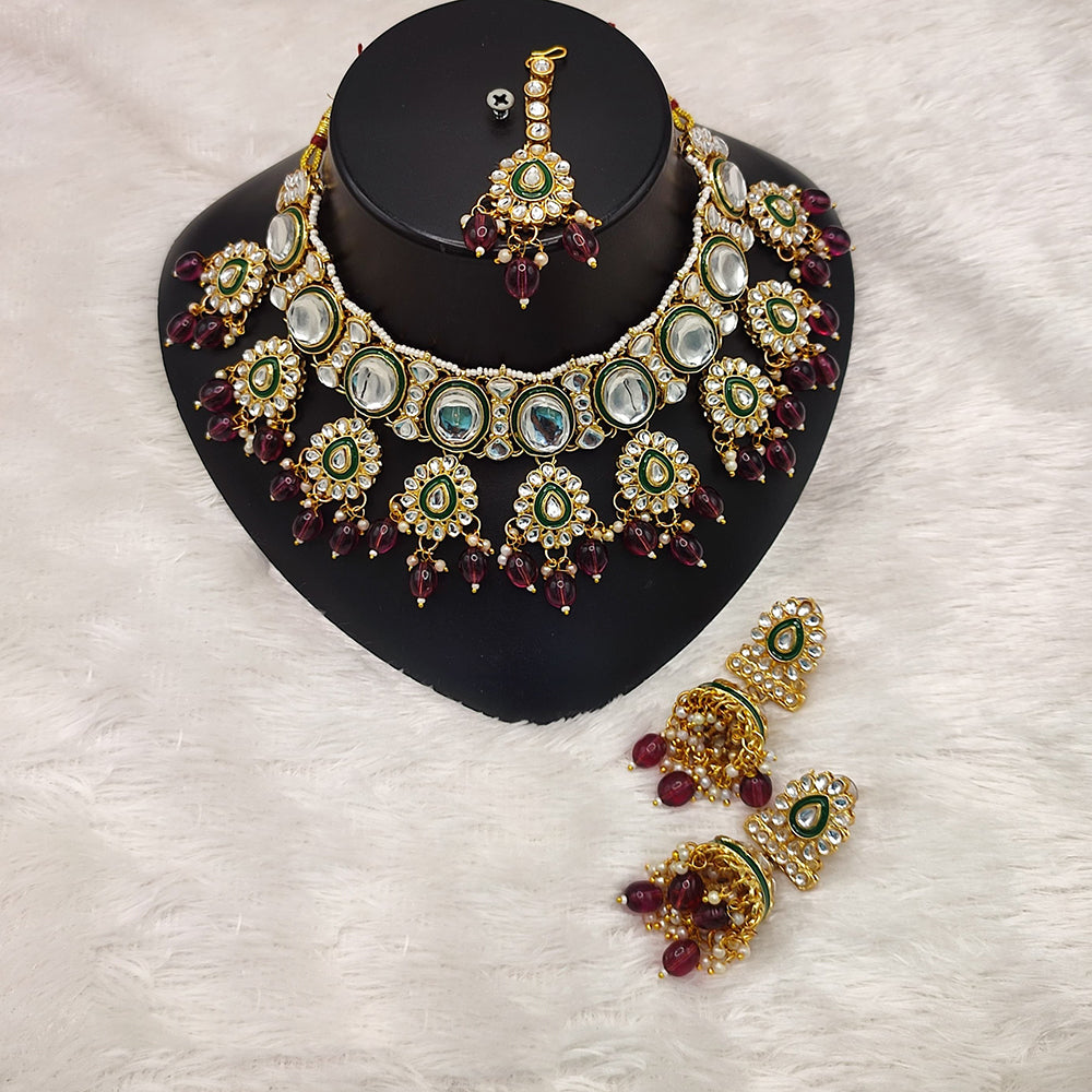 JewelMaze Gold Plated Kundan Stone And Beads Choker Necklace Set