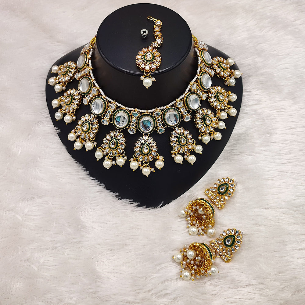 JewelMaze Gold Plated Kundan Stone And Beads Choker Necklace Set