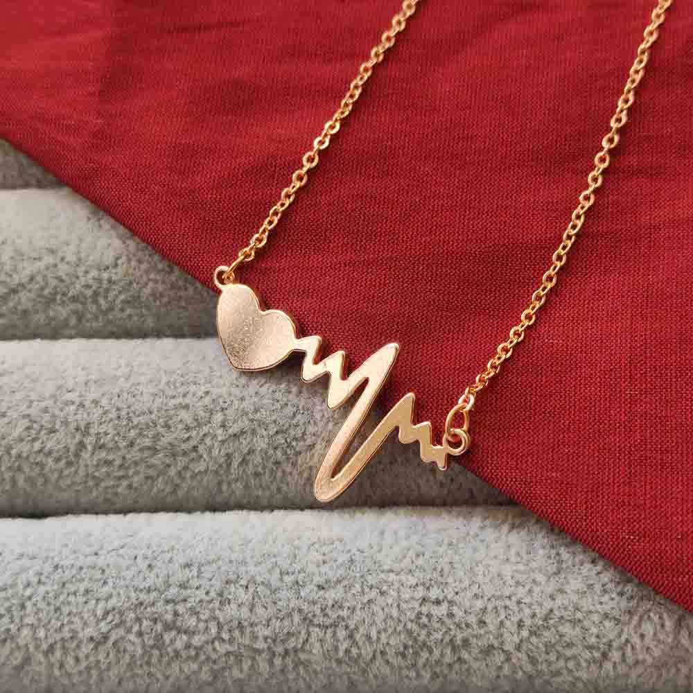 JewelMaze Heart Beat Shape Chain Pendant