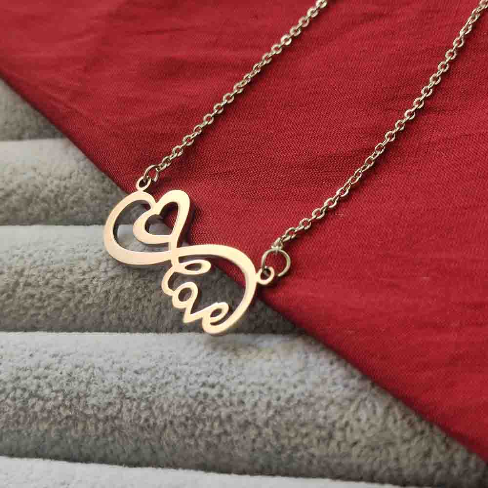 JewelMaze Infinity Heart Shape Chain Pendant