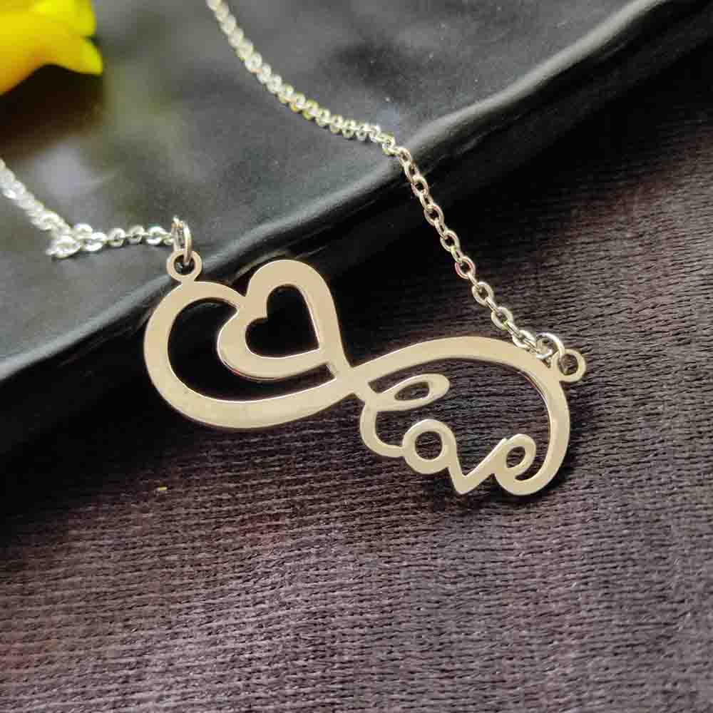 JewelMaze Infinity Heart Shape Chain Pendant