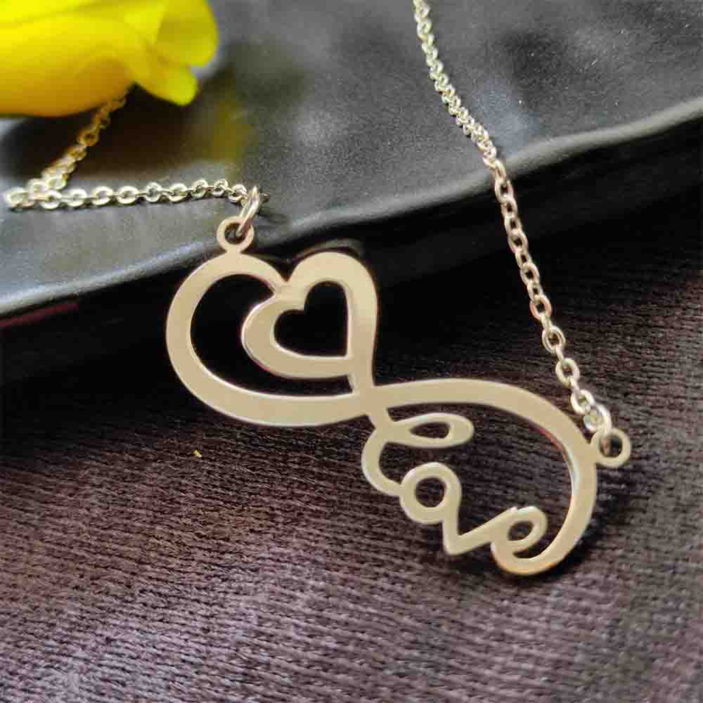 JewelMaze Infinity Heart Shape Chain Pendant