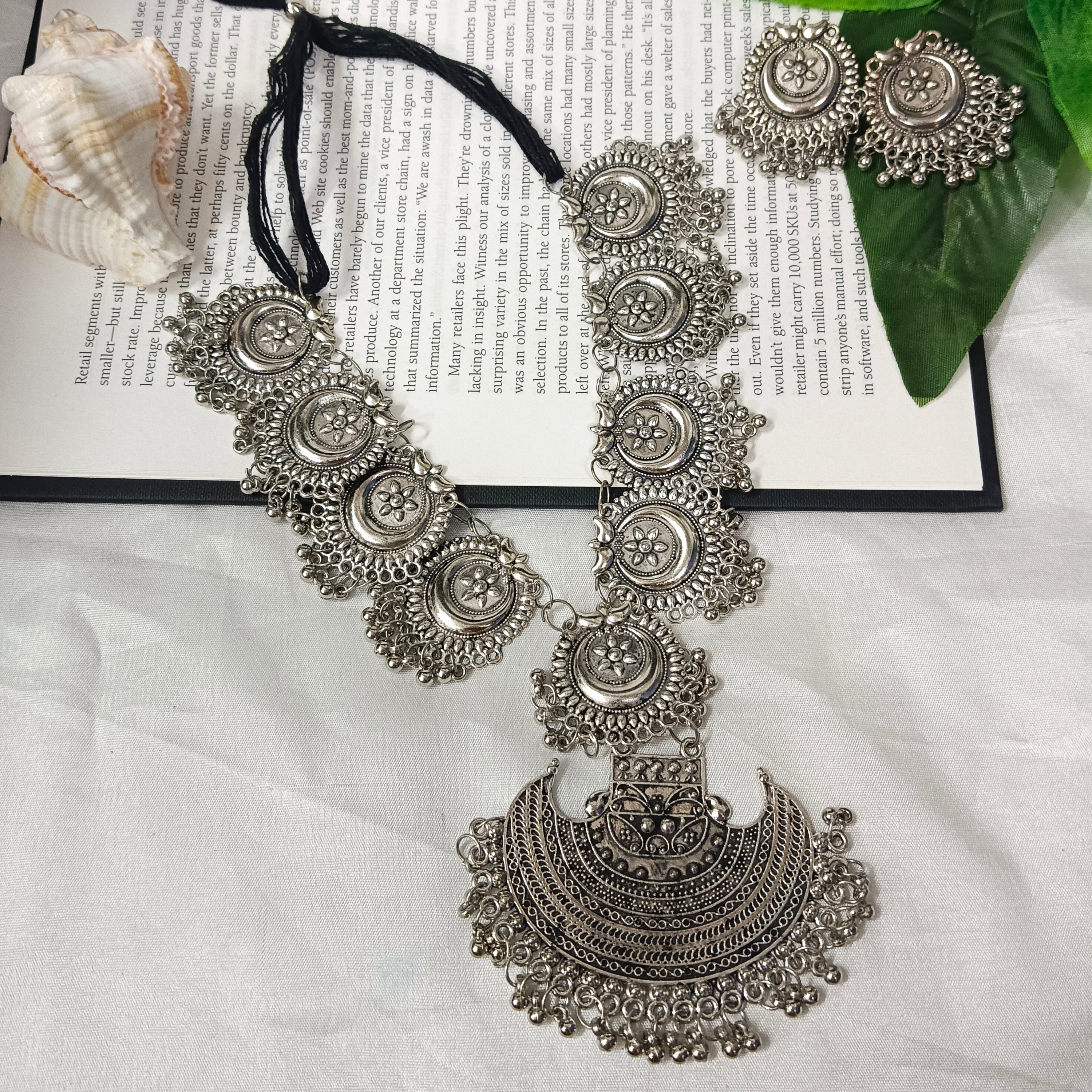 JewelMaze Oxidised Plated Necklace Set -RE54NS402703