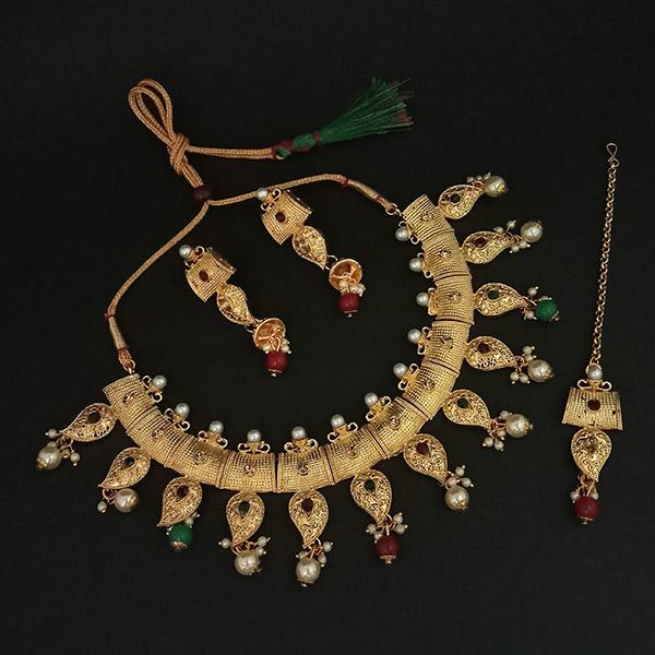 Kriaa Green Austrian Stone And Pearl Necklace Set With Maang Tikka