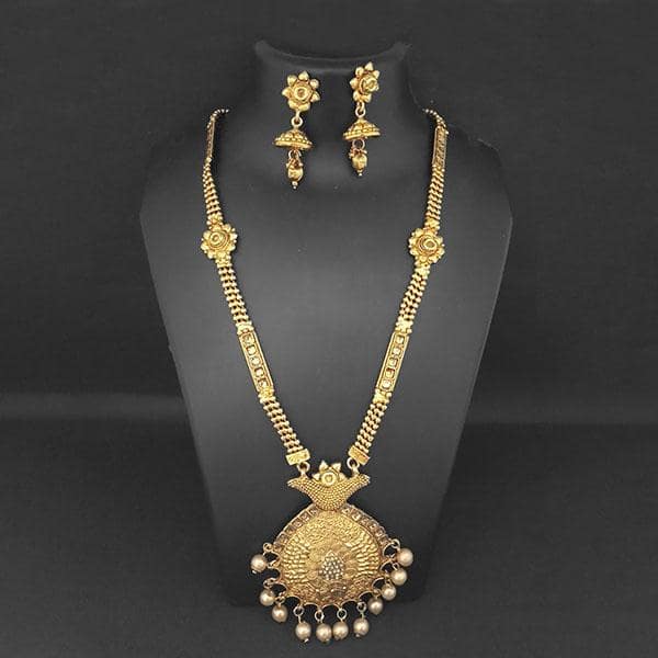 Kriaa Brown Austrian Stone And Pearl Necklace Set