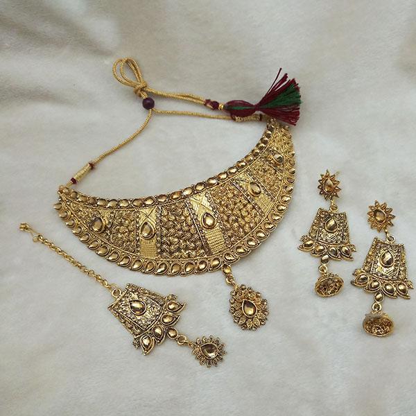 Kriaa Gold Plated Brown Kundan Choker Necklace Set With Maang Tikka - 1113601