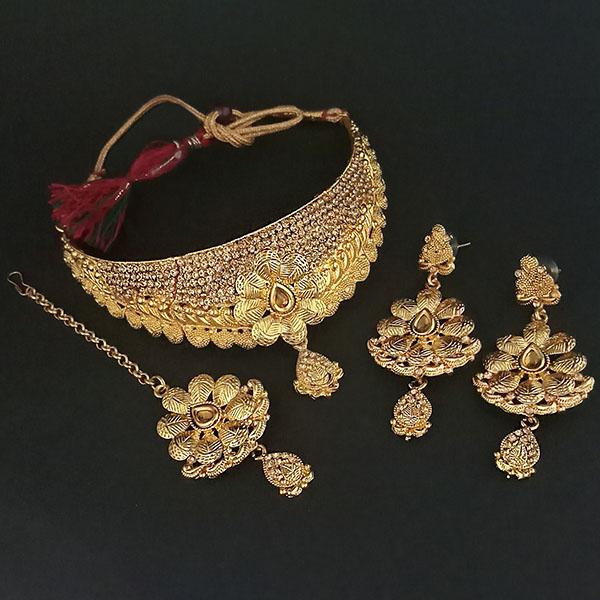 Kriaa Brown Stone Choker Necklace Set With Maang Tikka - 1113642