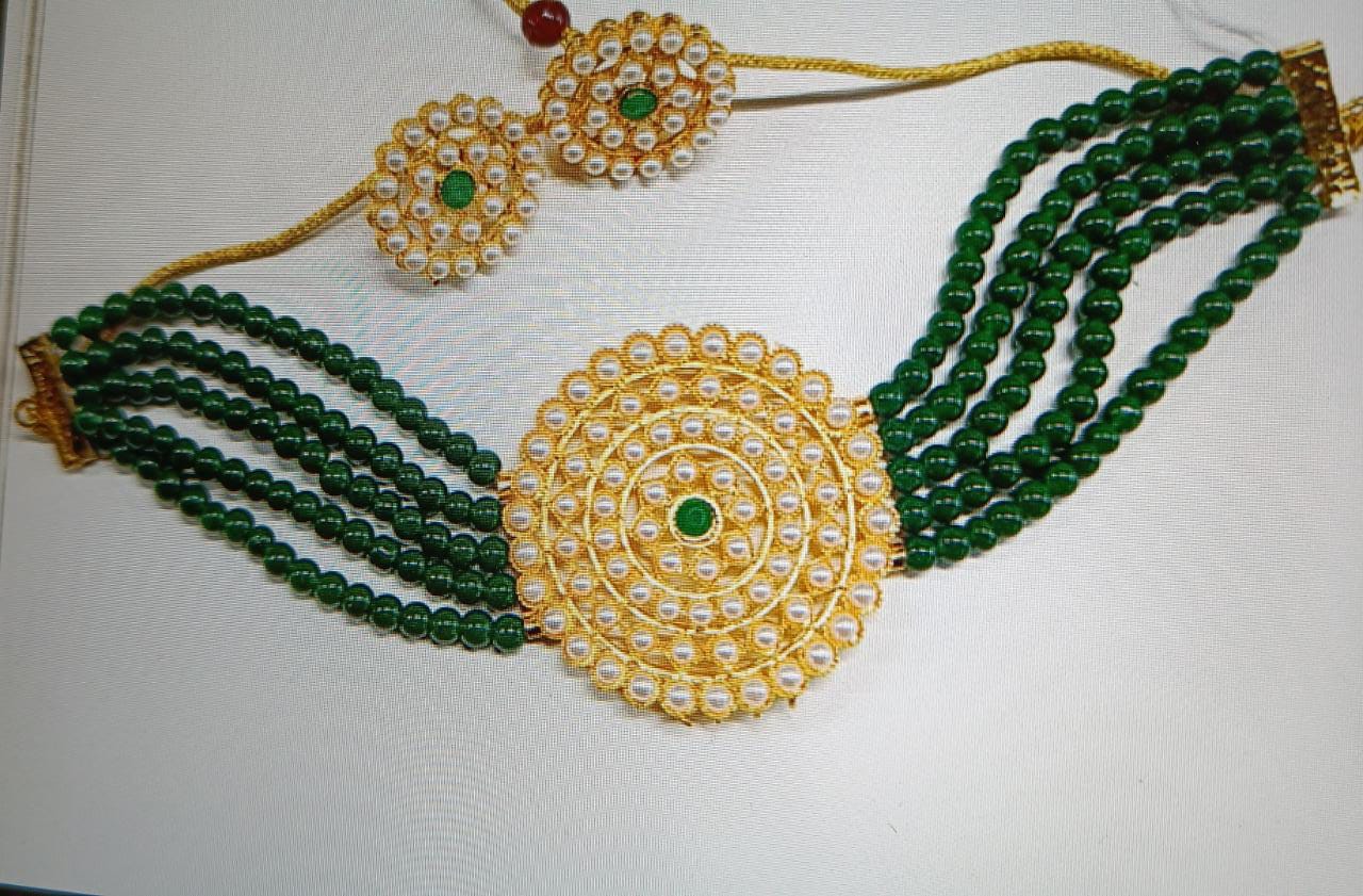 JewelMaze Gold Plated Pearl Necklace Set-AZOJU22JS00119676