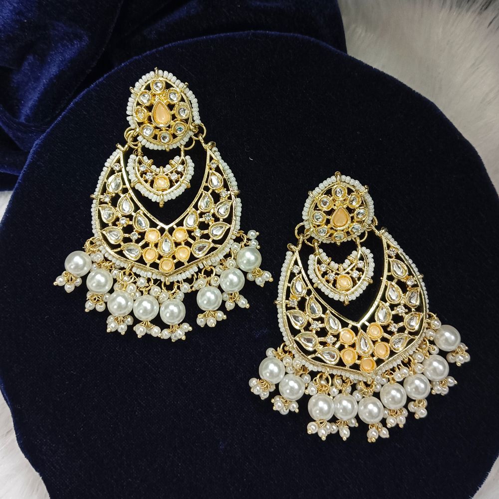 JewelMaze Kundan Stone Gold Plated Dangler Earrings