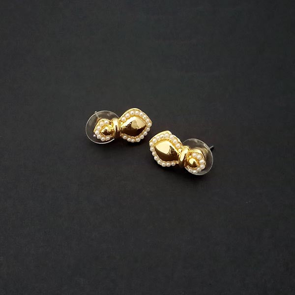 Kriaa Pearl Gold Plated Stud Earrings