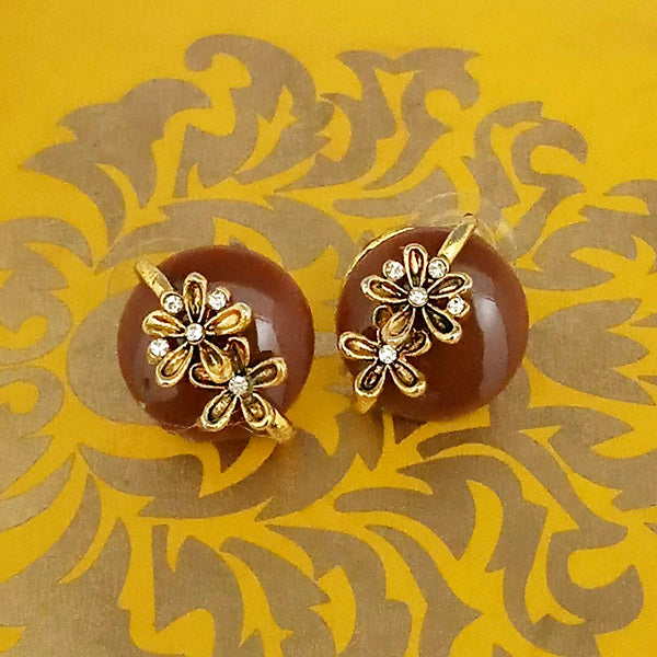 Kriaa White Austrian Stone Gold Plated Stud Earrings - 1311415E