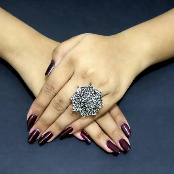 Jeweljunk Silver Plated Adjustable Finger Ring - 1504785A