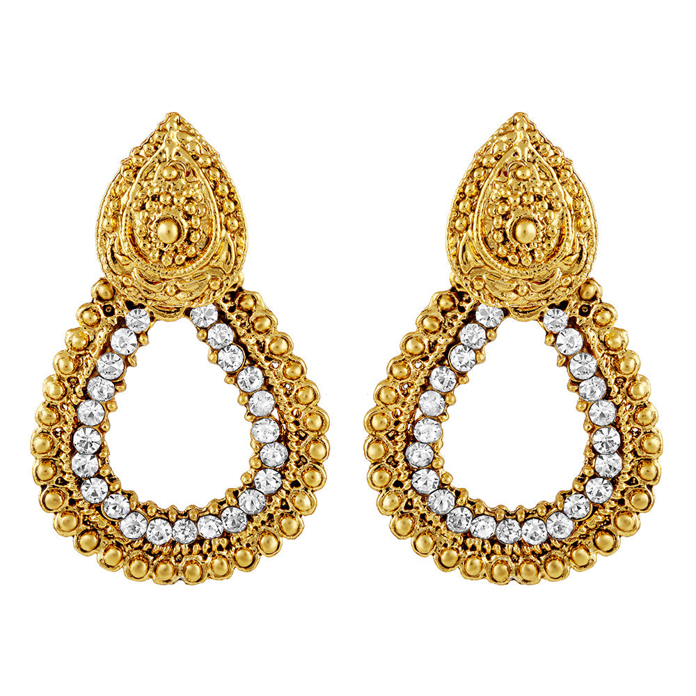 Stylish gold plated Gold colour Stud earring